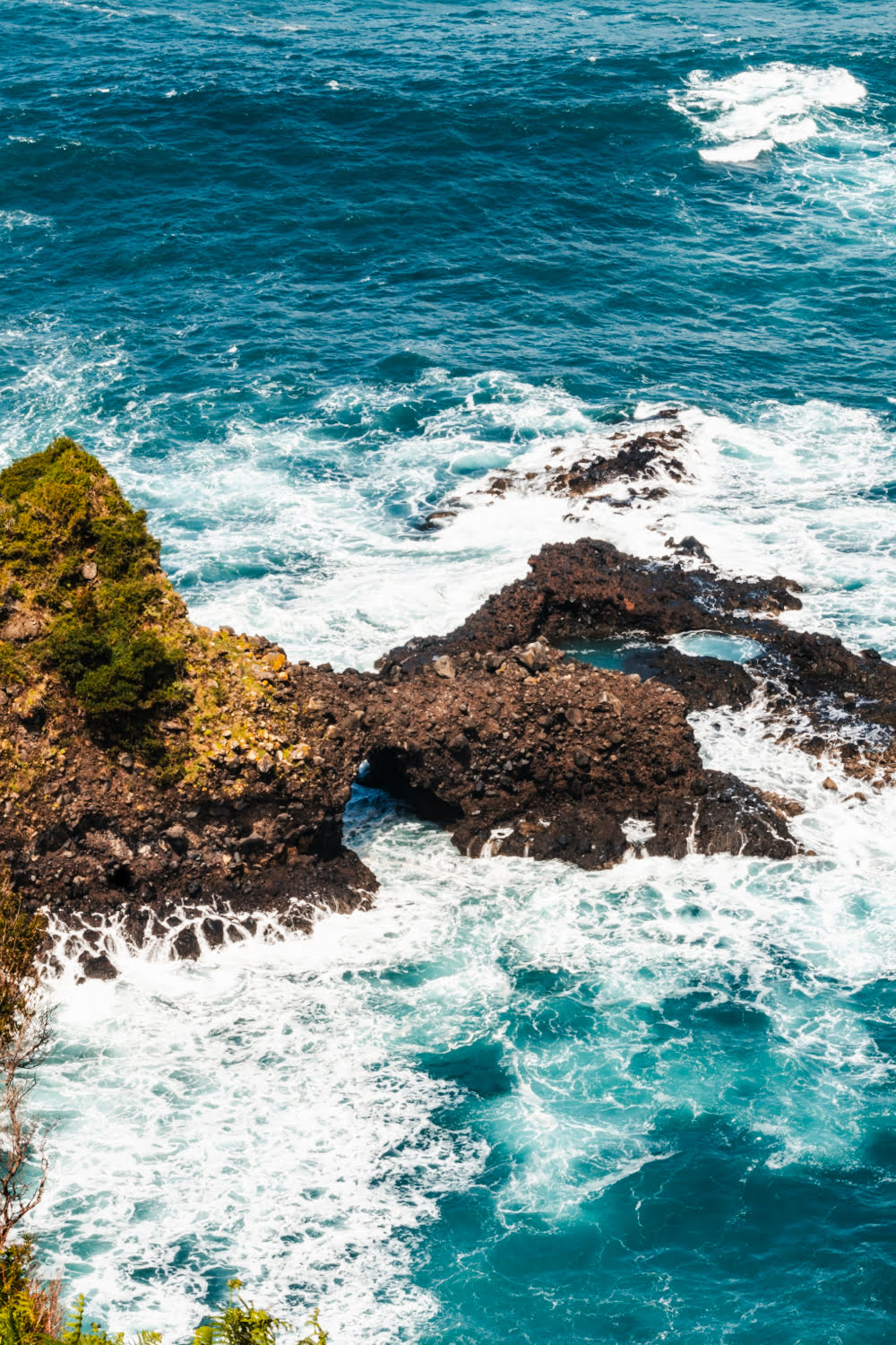 ocean avec piscines naturelles