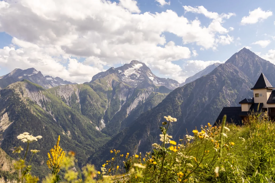 paysage des montagnes des deux alpes