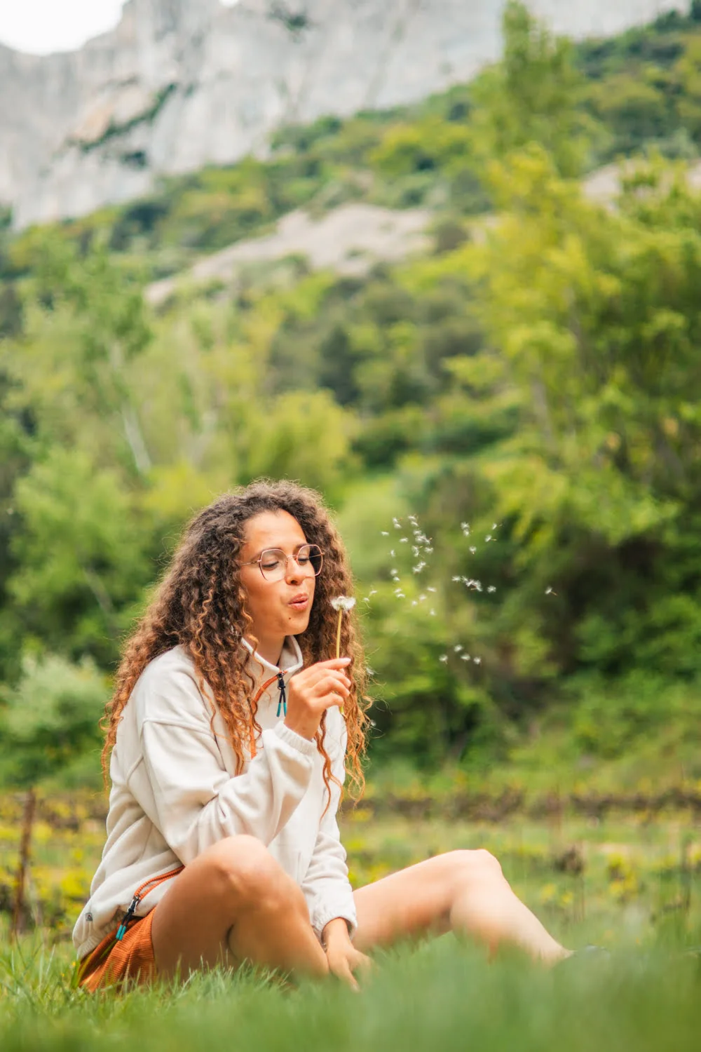 Shooting photo de la fille des alpes pour passenger clothing