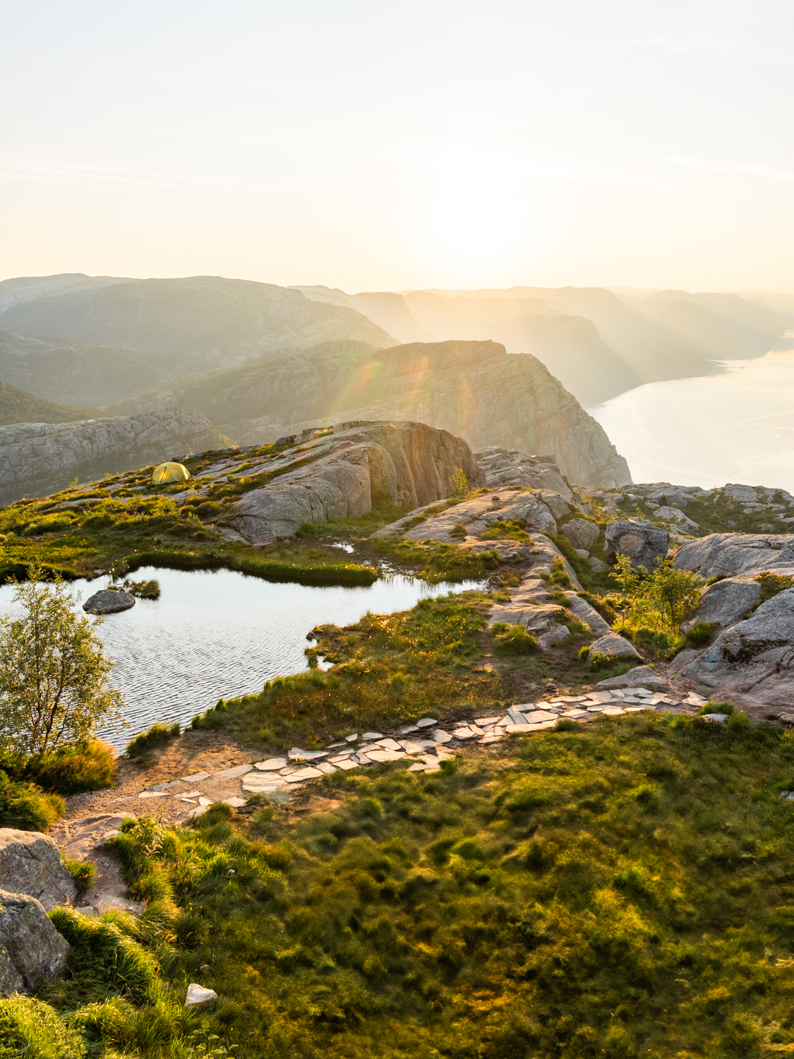 photo d'un Lever de soleil en Norvège en portrait